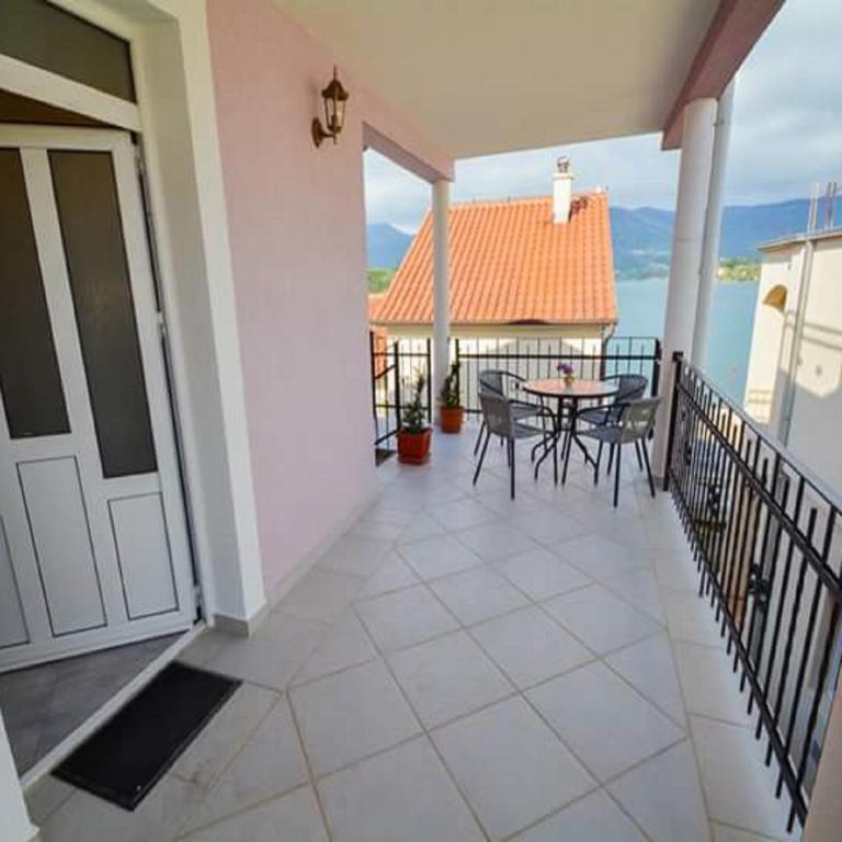 Apartments Bella di Boka - Komfor Apartman sa 1 Spavaćom Sobom i Balkonom - 5