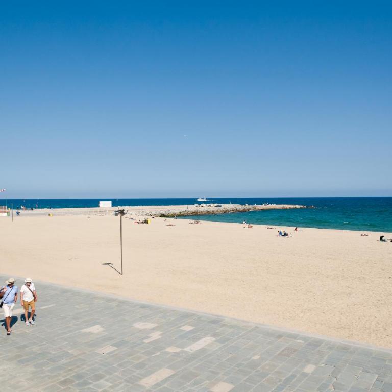 Basic Platja - Two-Bedroom Apartment - 9
