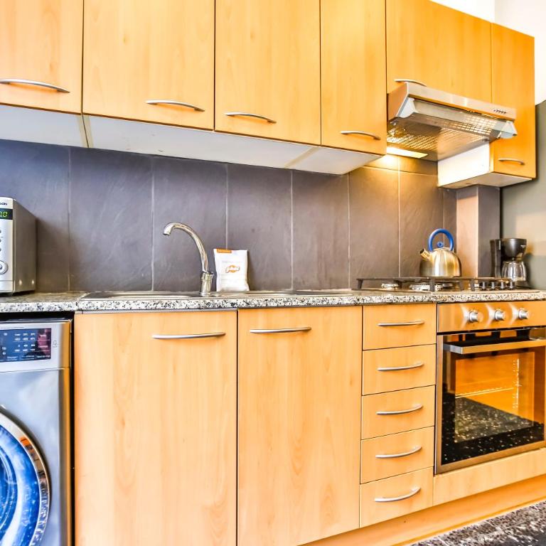 Basic Platja - Two-Bedroom Apartment - 23