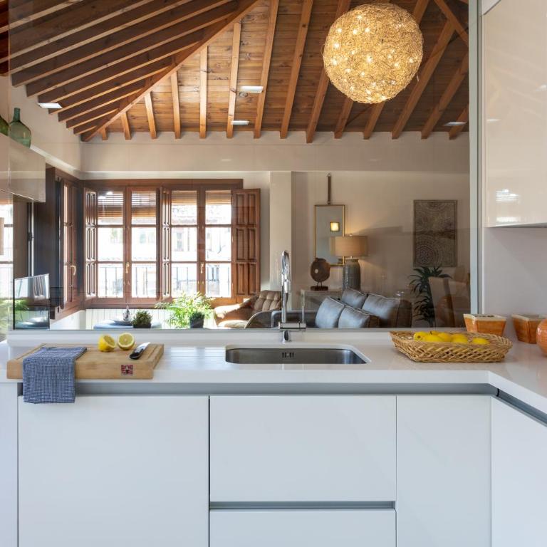 Genteel Home Mirador de la Victoria - Three-Bedroom Apartment - 15