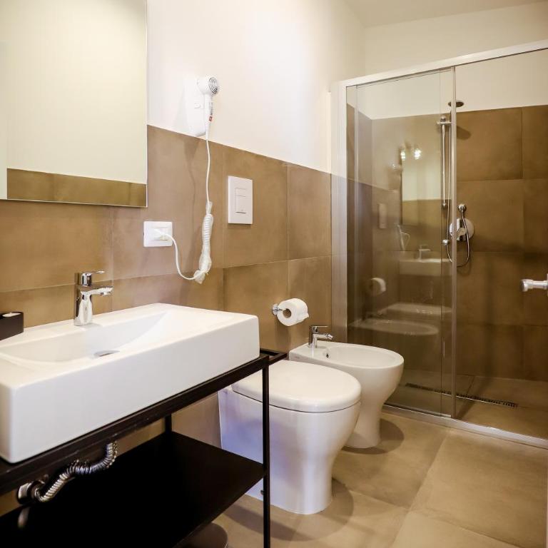 A I R Sant'Anna - King Room with Balcony - 11
