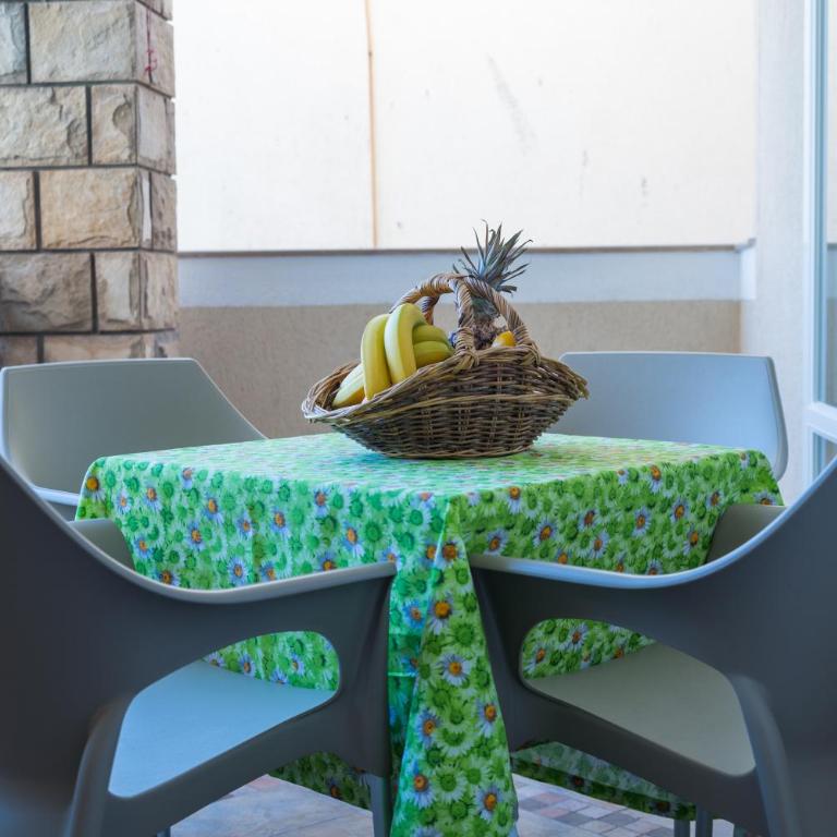 Guest House S-Lux - One-Bedroom Apartment - 3
