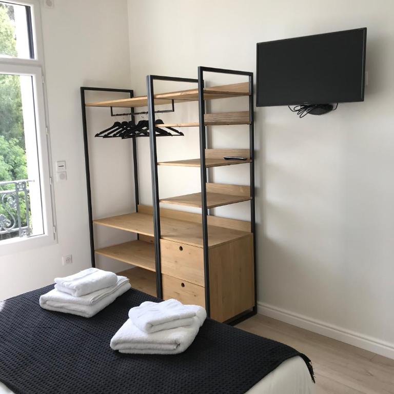 Domaine de Selhac - Chambre Deluxe (2 Adultes + 1 Enfant) - 5