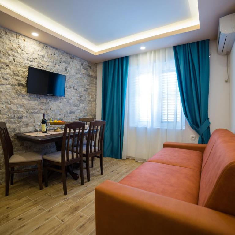 Guest House S-Lux - One-Bedroom Apartment - 12