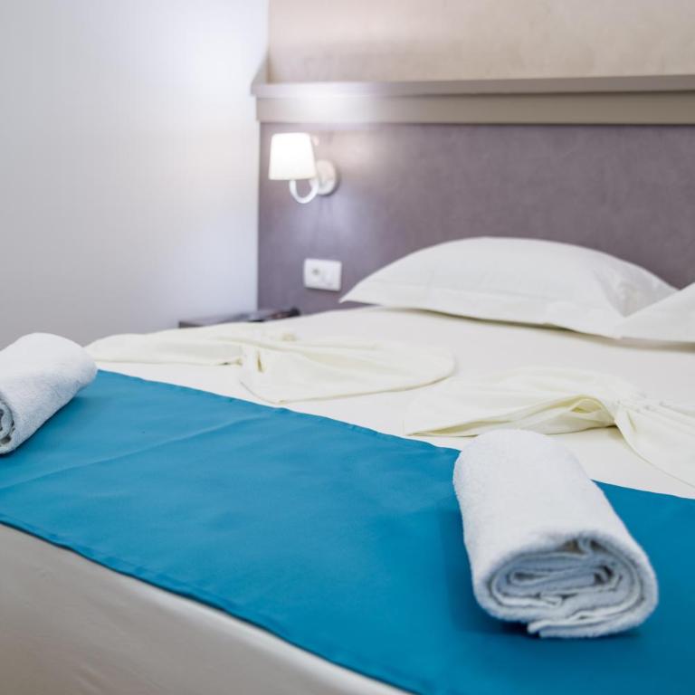 Guest House S-Lux - One-Bedroom Apartment - 4