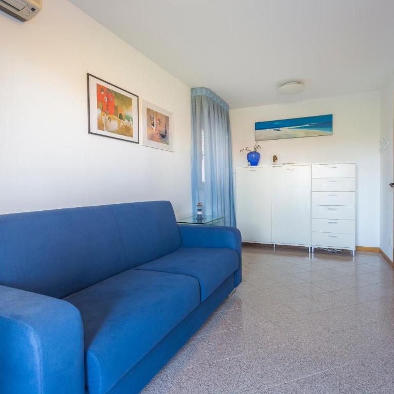 GuestHost - Lignano Sabbiadoro Flat Garage - Two-Bedroom Apartment - 11