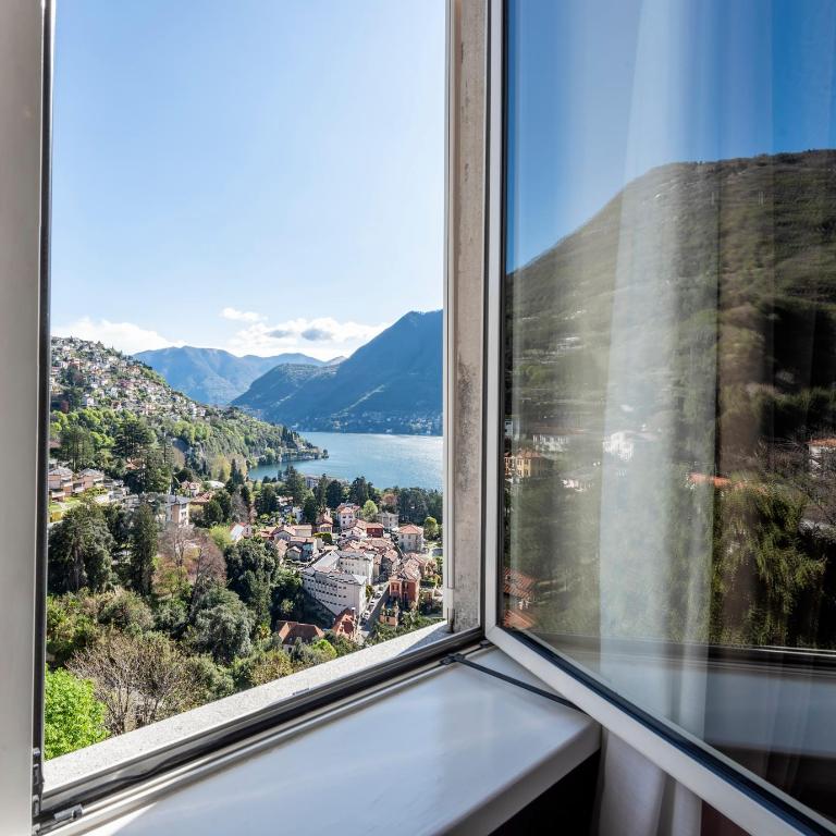 Hotel Asnigo - Camera Matrimoniale con Vista Lago Parziale - 9