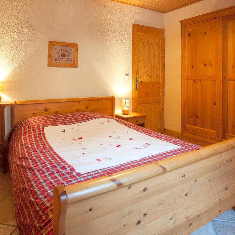 Chalet La Lauzette - Charme confort et équipement complet - Séjours toute l'année à Bessans - Nuitée ou semaine - Appartement - Rez-de-Chaussée - 3
