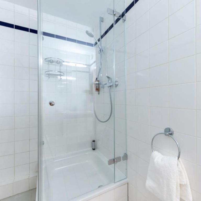 centerroom München City - Apartment mit 3 Betten und Küche - 3
