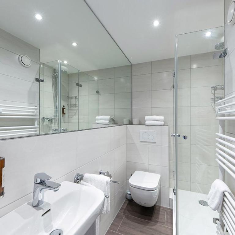 centerroom München City - Superior Doppelzimmer mit Dachterrasse und Küche - 7