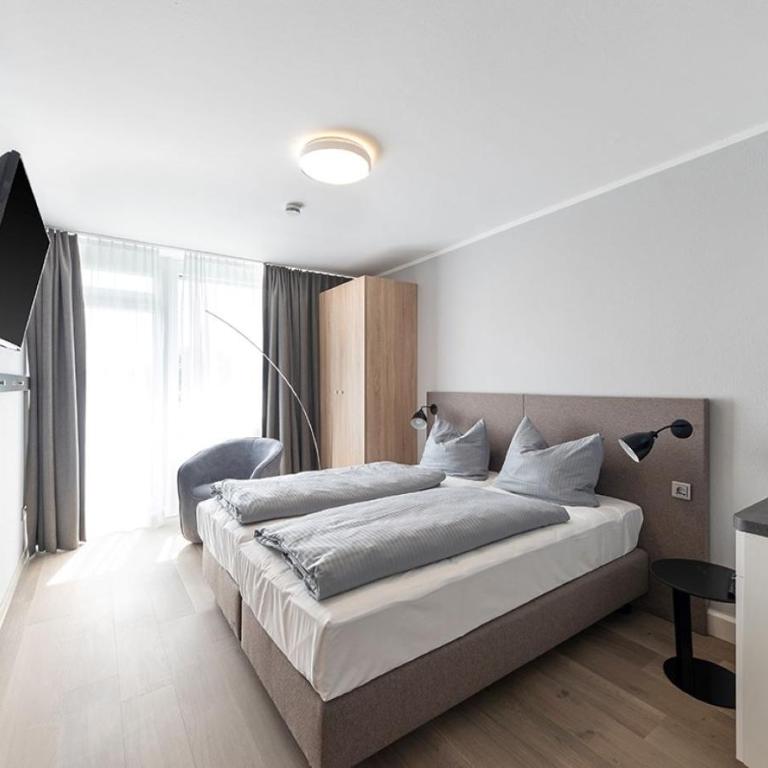 centerroom München City - Superior Doppelzimmer mit Dachterrasse und Küche - 19