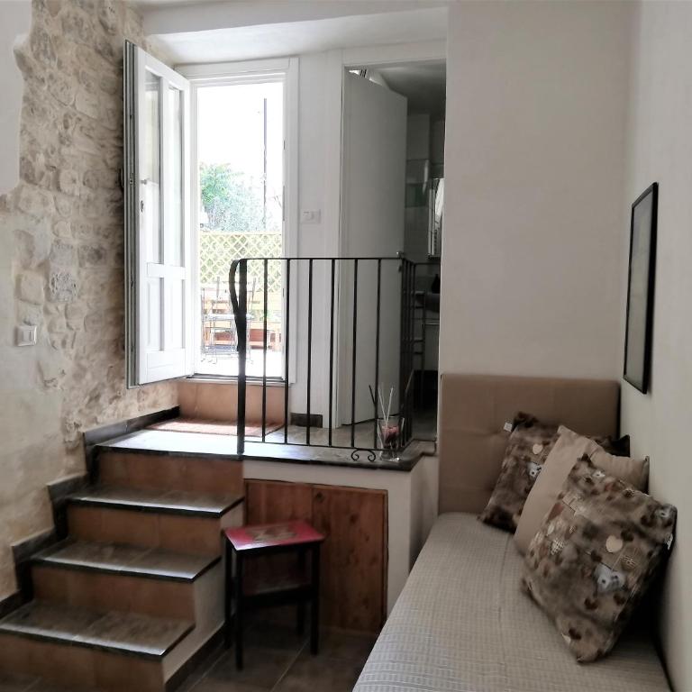 Antico Mercato - One-Bedroom House - 2