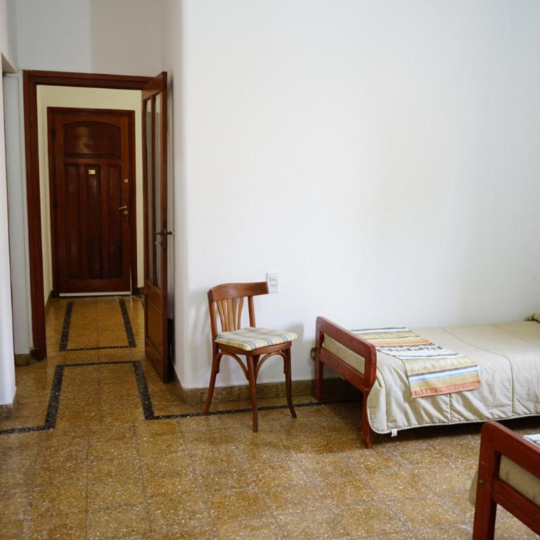 Carhue Alquiler - Apartamento de 3 dormitorios - 27