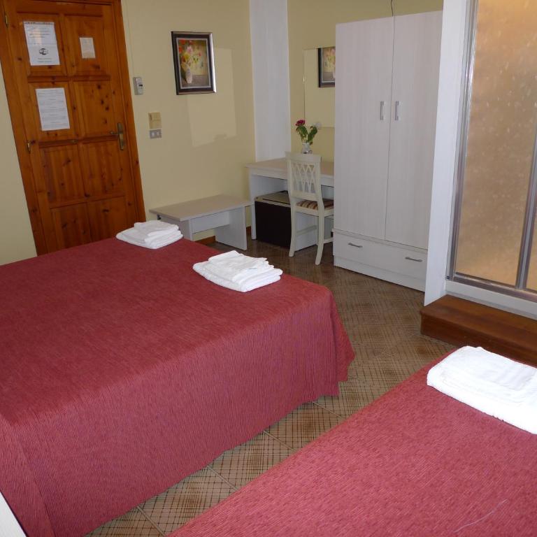 Hotel Alexander - Camera Tripla Basic - 28