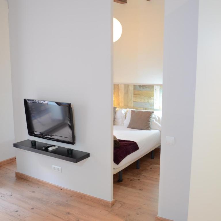 Poble Sec Apartments - Apartment with Balcony - 6