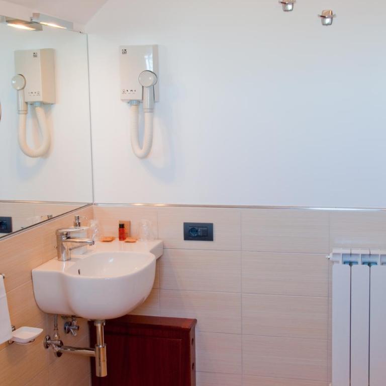 Corsaro Etna Hotel&SPA - Habitación Doble Clásica con terraza - 13
