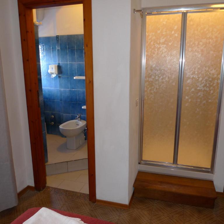 Hotel Alexander - Camera Tripla Basic - 6