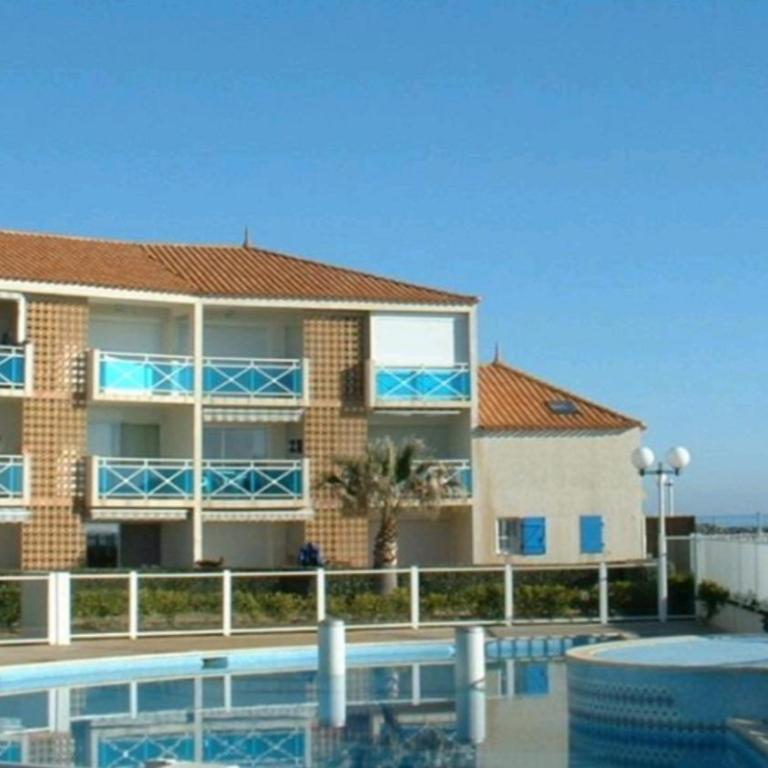 Appartement T3 refait à neuf face à la mer - Appartement - 11