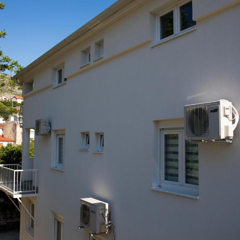 TIRYAKI - One-Bedroom Apartment - 14