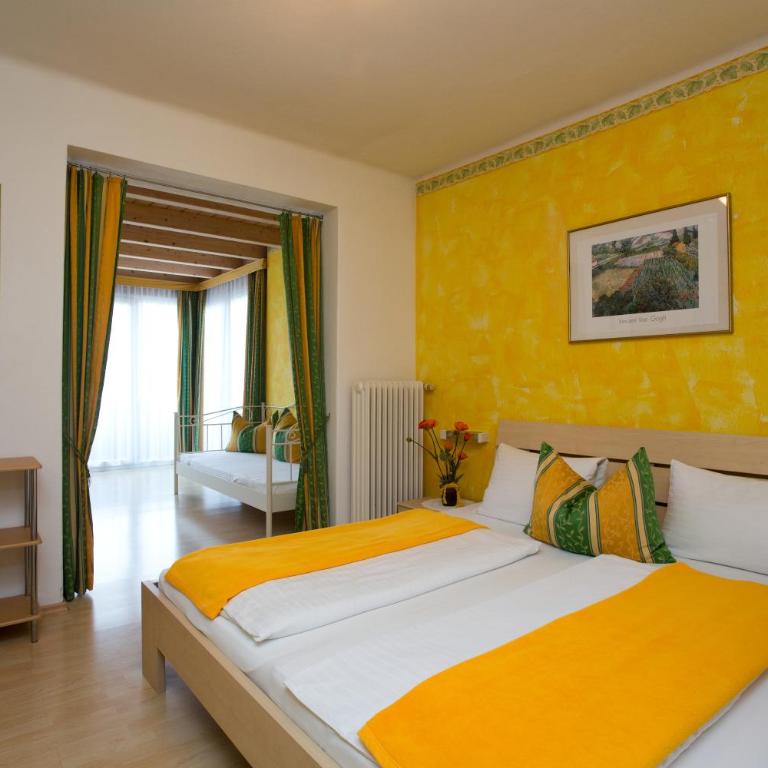 Landhaus Gastein - Familienzimmer mit Balkon - 1
