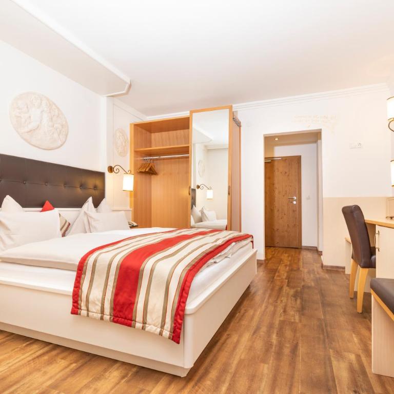 Hotel Garni Sonnhof - Familiensuite mit Balkon - 5