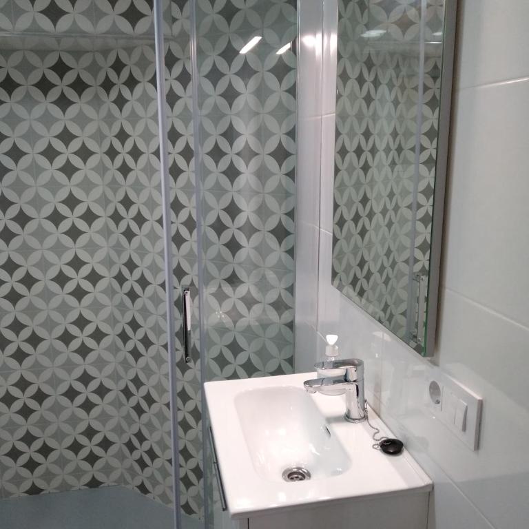 Apartamento para FAMILIAS a 50 metros de la playa - Apartment - 19