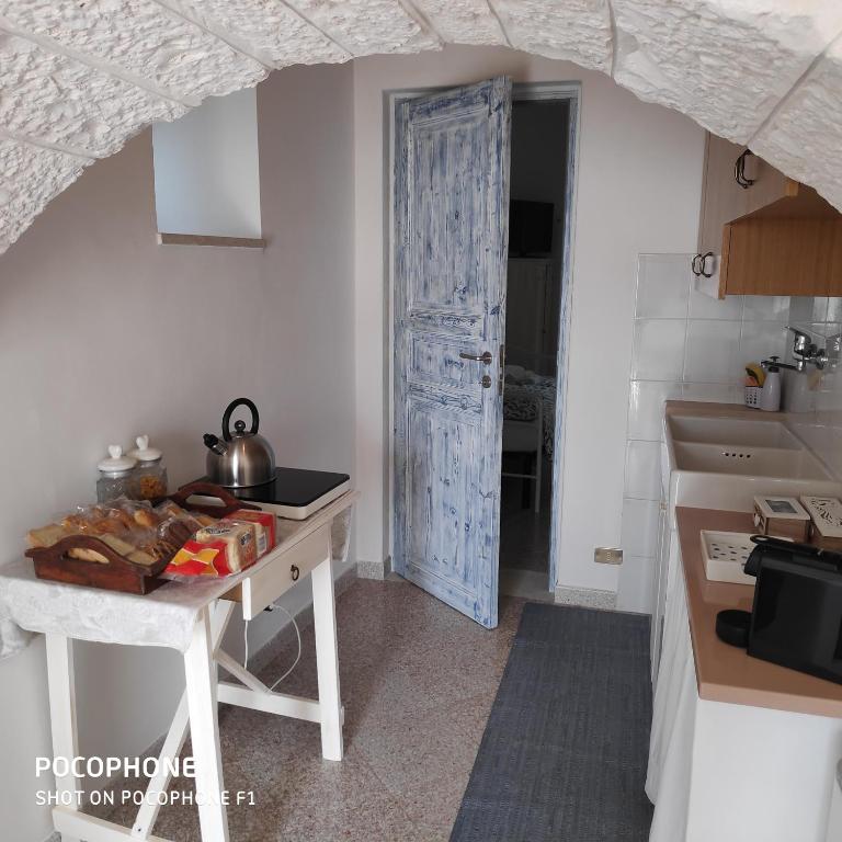 Dimora Sumerano - Triple Room with Private Bathroom - 3