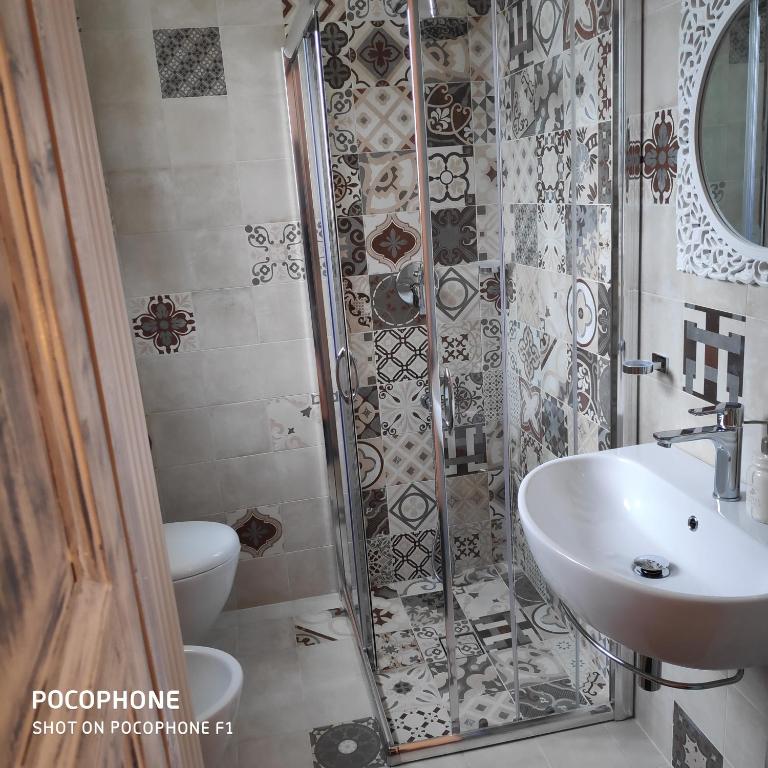 Dimora Sumerano - Triple Room with Private Bathroom - 7
