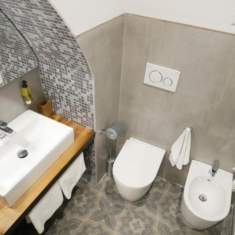 Vuciata Apartments - One-Bedroom Apartment - 2