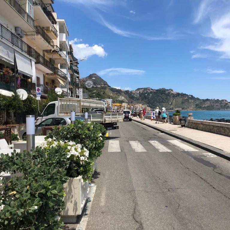 Holiday house in Lungomare Tysandros Giardini Naxos - Casa con 2 Camere da Letto - 14
