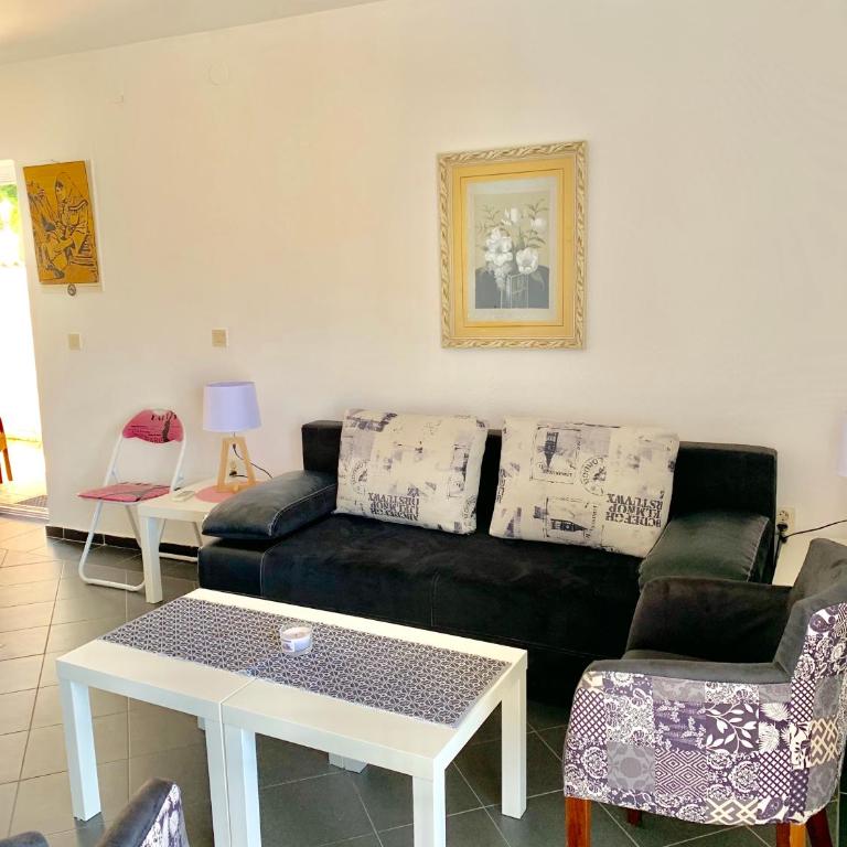 Apartments Ljiljana - Two-Bedroom Apartment with Balcony and Sea View - 8