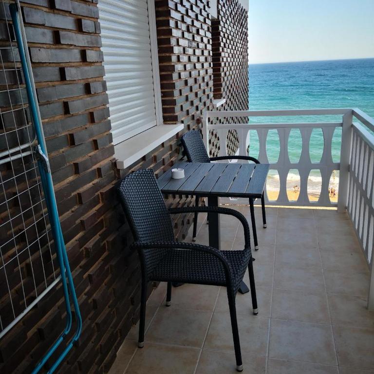 Beach front Esther 2 villajoyosa - One-Bedroom Apartment - 16