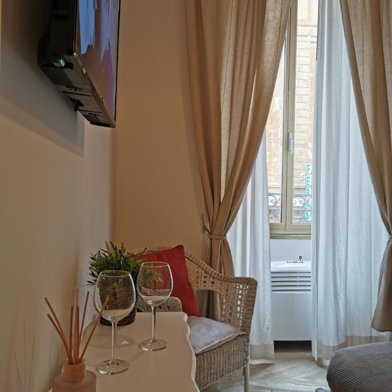 109 SUITES ROMA - Deluxe Room - 8