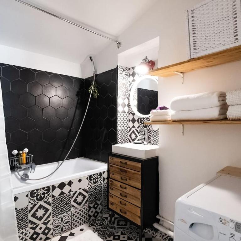 Sunny, Breezy Gem in the Centre of the Old City - Appartamento con 2 Camere da Letto - 32