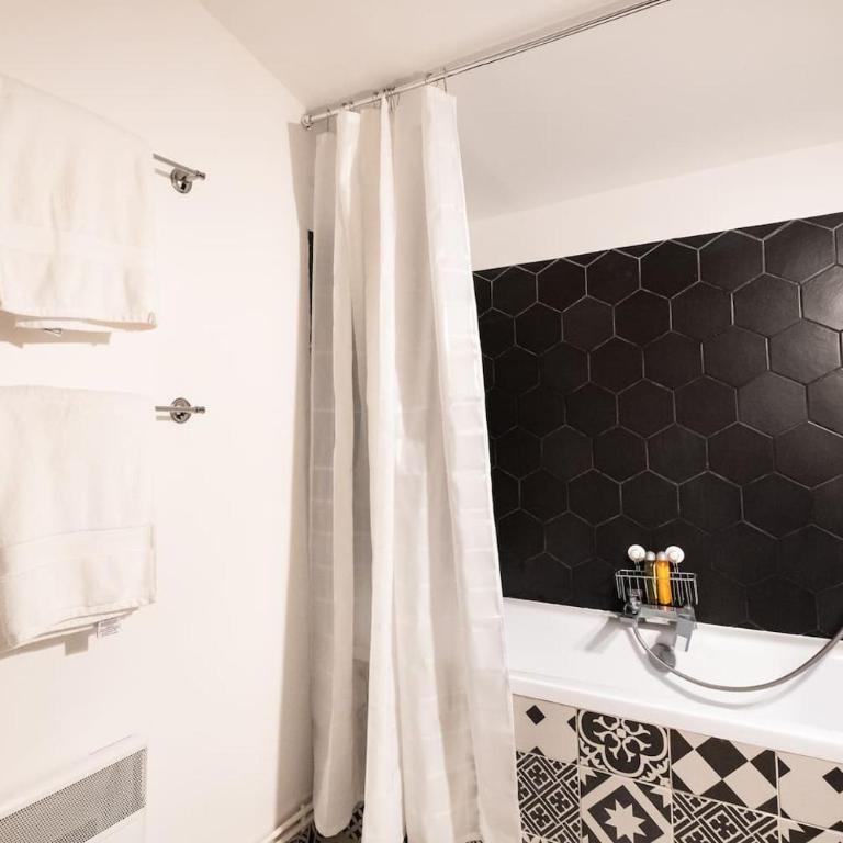 Sunny, Breezy Gem in the Centre of the Old City - Appartamento con 2 Camere da Letto - 34