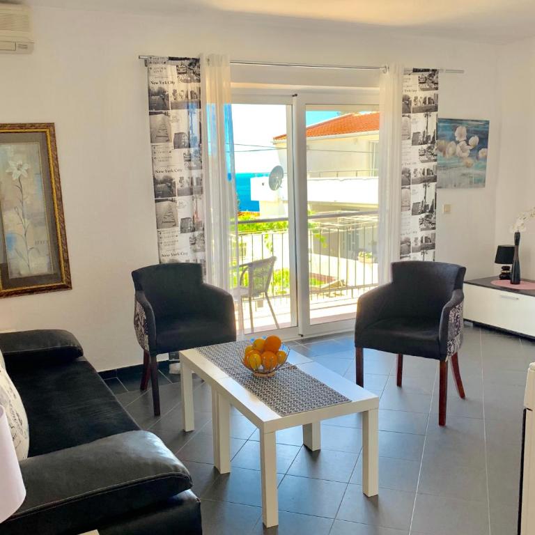 Apartments Ljiljana - Two-Bedroom Apartment with Balcony and Sea View - 5
