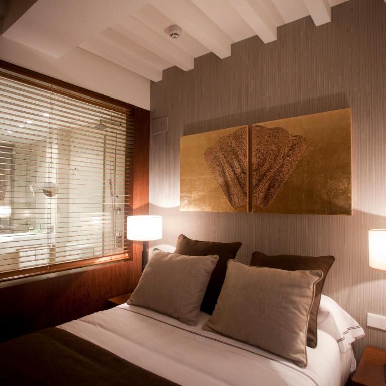 Carris Casa de la Troya - Basic Double Room - 2