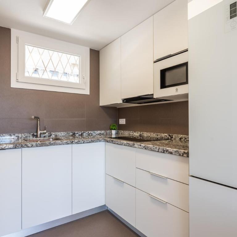 Rentalmar Navarra family suites - Apartamento de 1 dormitorio (4 adultos) - 3