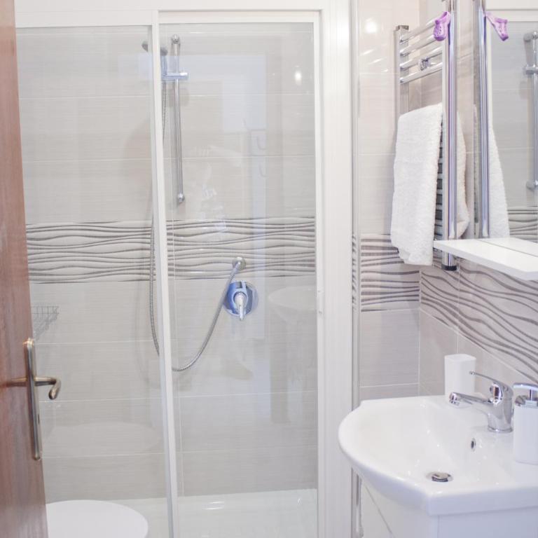 B&B d'Orleans - Triple Room with Private Bathroom - 2