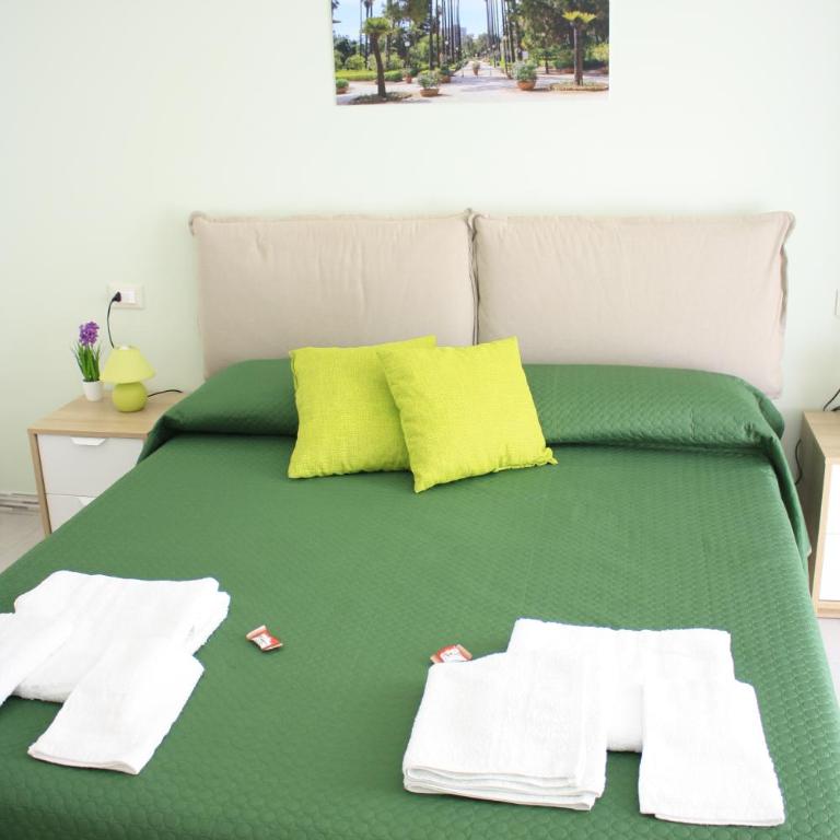 B&B d'Orleans - Triple Room with Private Bathroom - 7