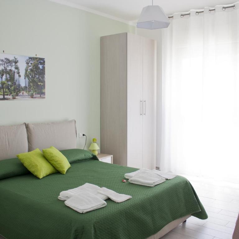 B&B d'Orleans - Triple Room with Private Bathroom - 8
