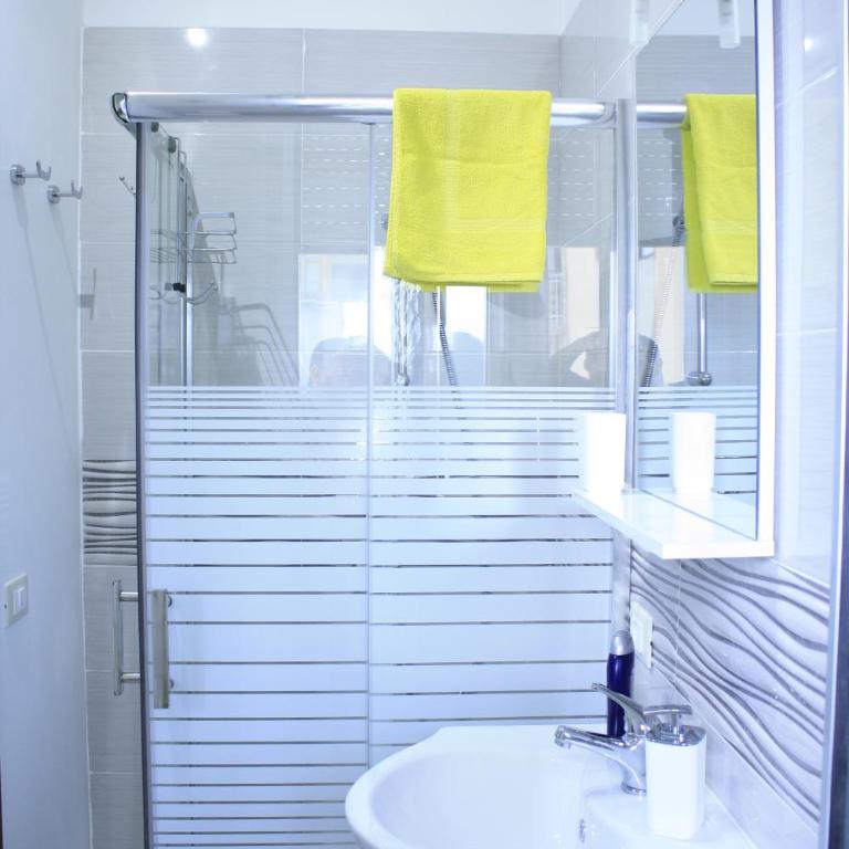 B&B d'Orleans - Double or Twin Room with Balcony - 9