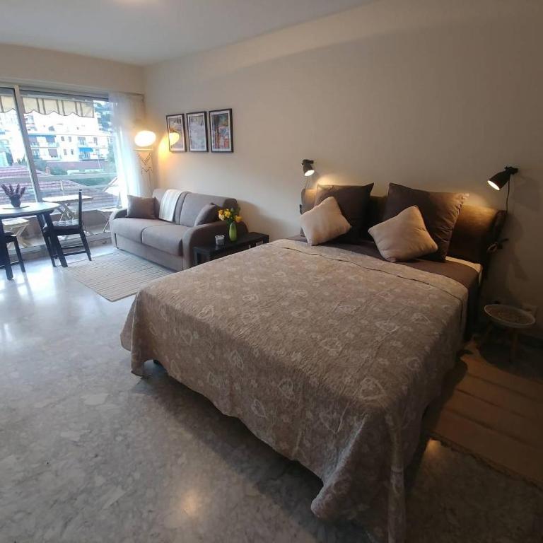 Studio avec Parking Privé au Cœur de la Ville - Appartement 1 Chambre - 5