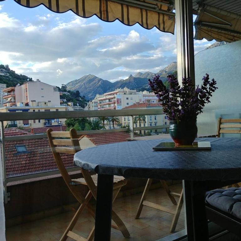 Studio avec Parking Privé au Cœur de la Ville - Appartement 1 Chambre - 12