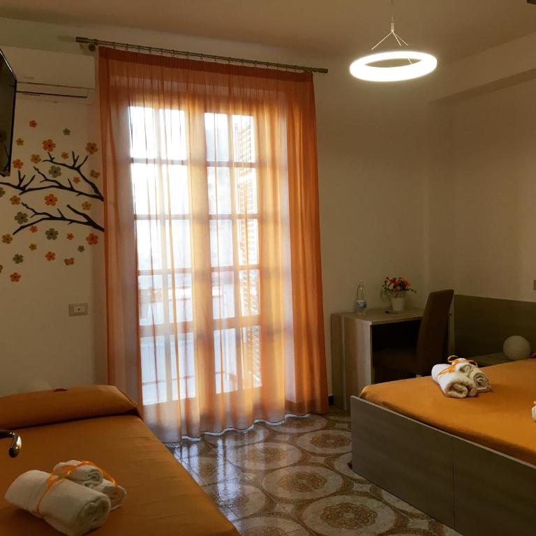 Alto Giardino Rooms - Camera Tripla con Bagno Privato - 9
