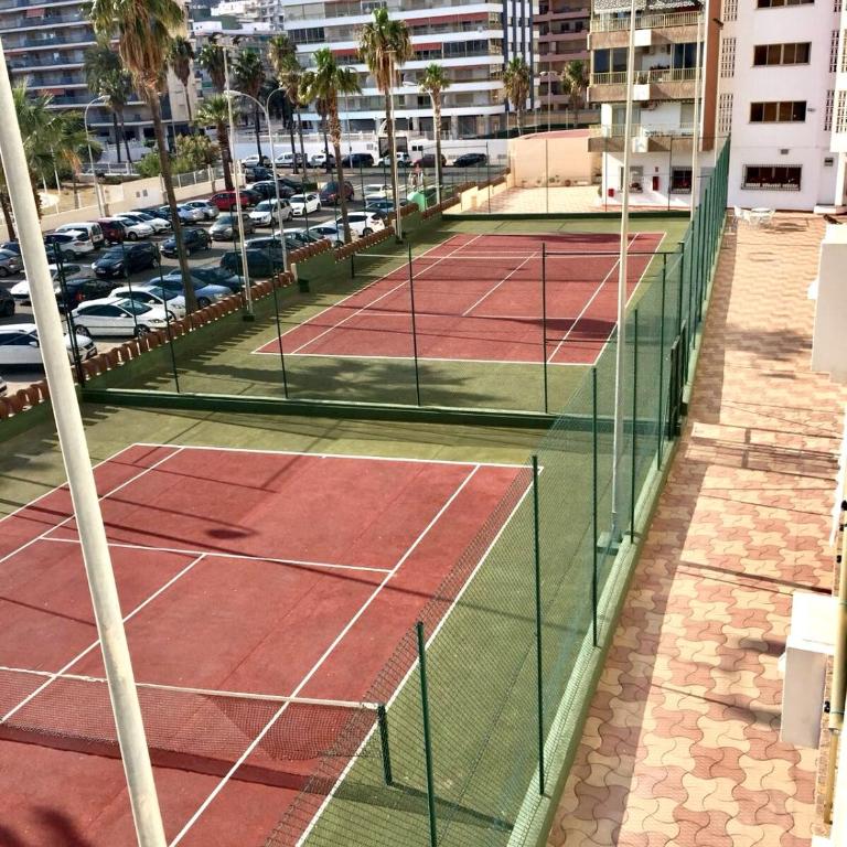Apartamento en la playa Arensol Cullera - Two-Bedroom Apartment with Sea View - 31