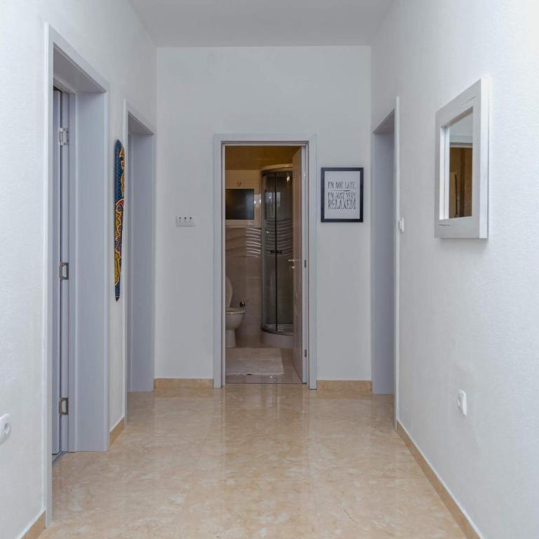 Apartman Mona - Two-Bedroom Apartment - 7