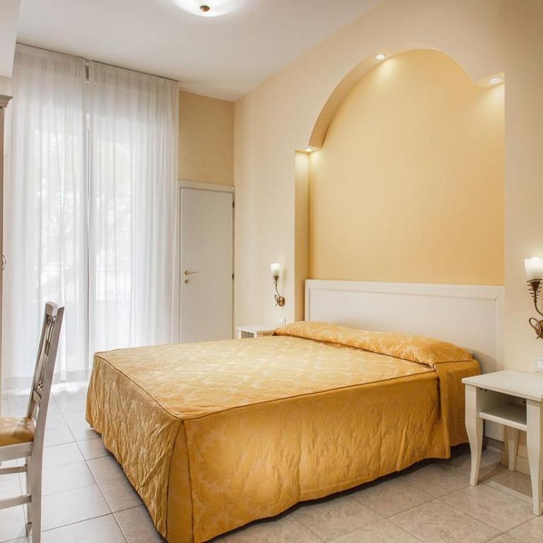 Hotel Il Gabbiano - Camera Tripla Economy - 1