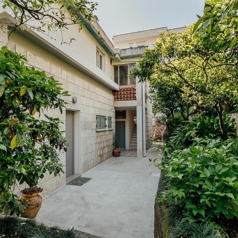 Boka Apartment 4 - One-Bedroom Apartment - 17