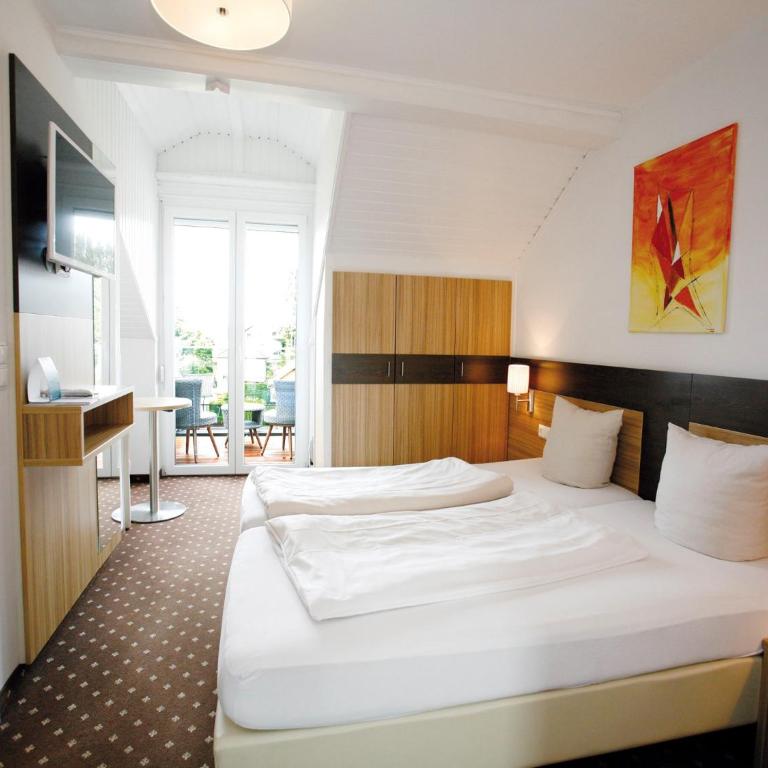 Hotel Diana - Doppelzimmer mit Balkon - 4